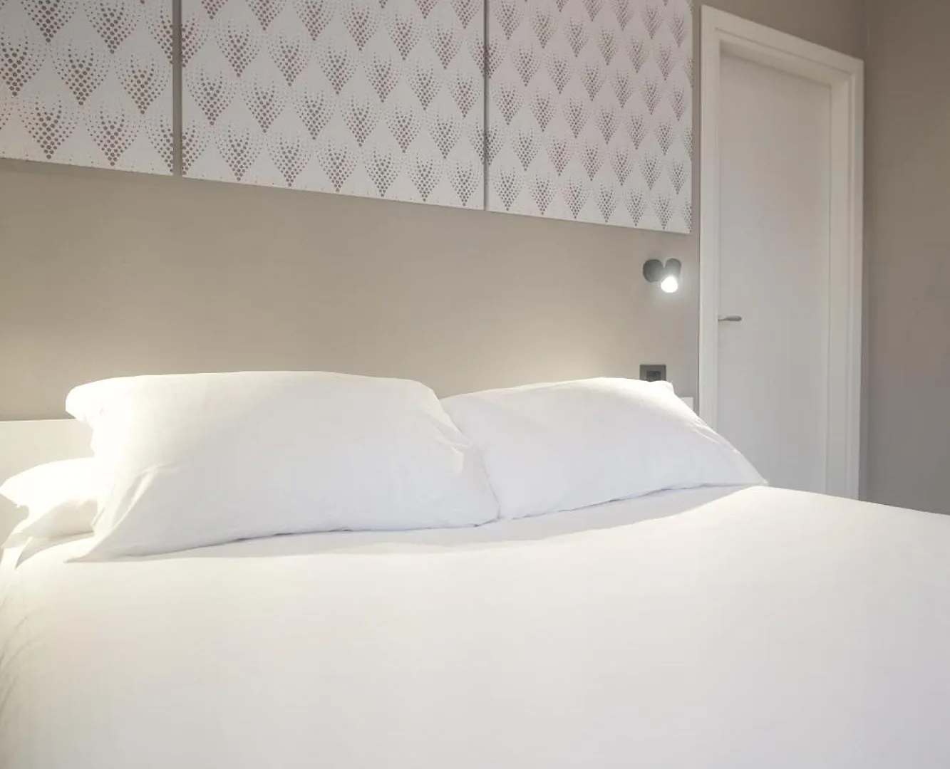 Naboo Verona Luxury Suites 0*,