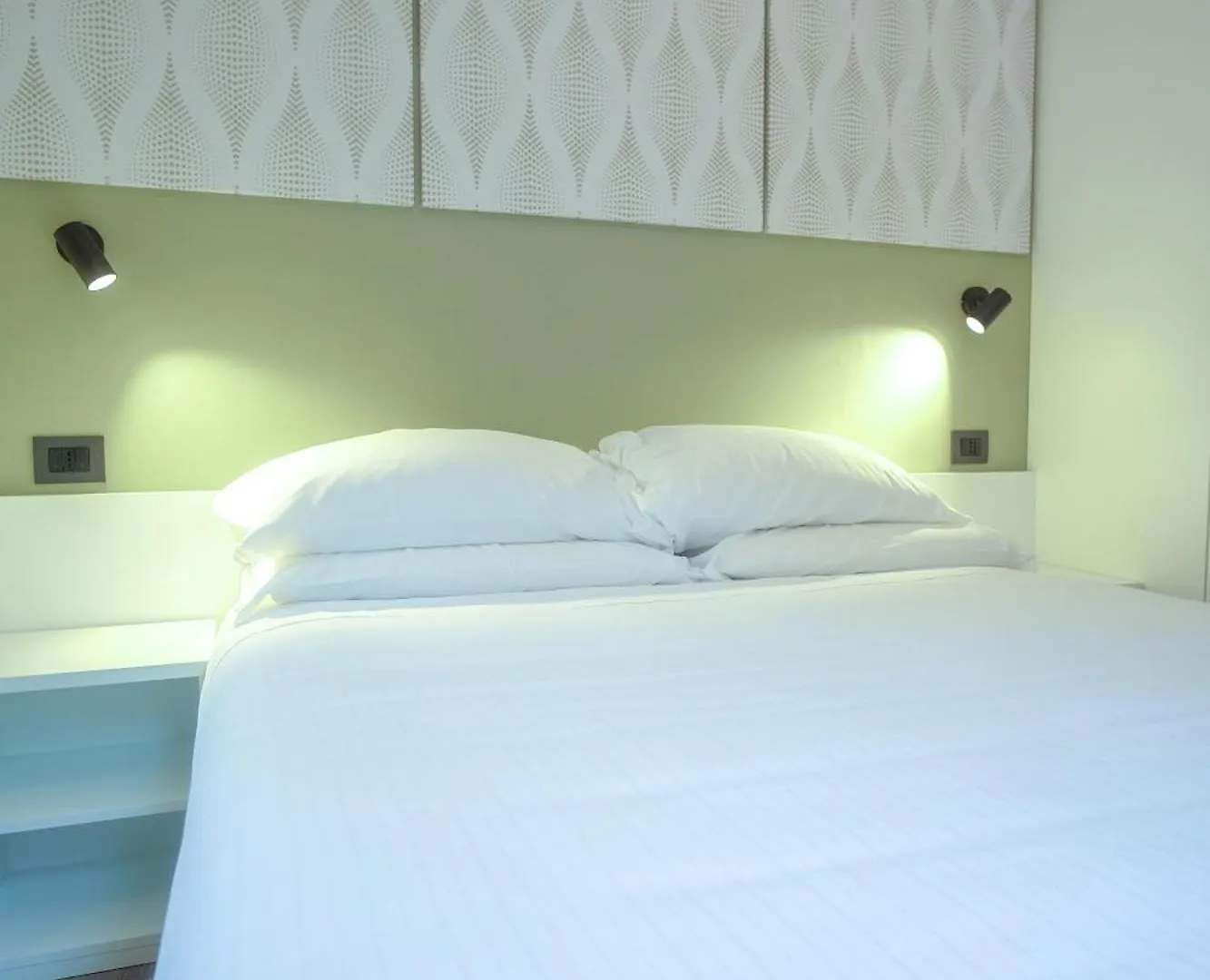 Naboo Verona Luxury Suites Guest house