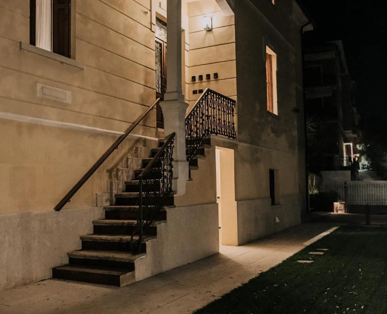 Naboo Verona Luxury Suites Guest house
